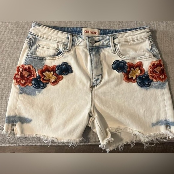 DRIFTWOOD Pants - Driftwood Free People Denim Floral Embroidered Cutoff Shorts